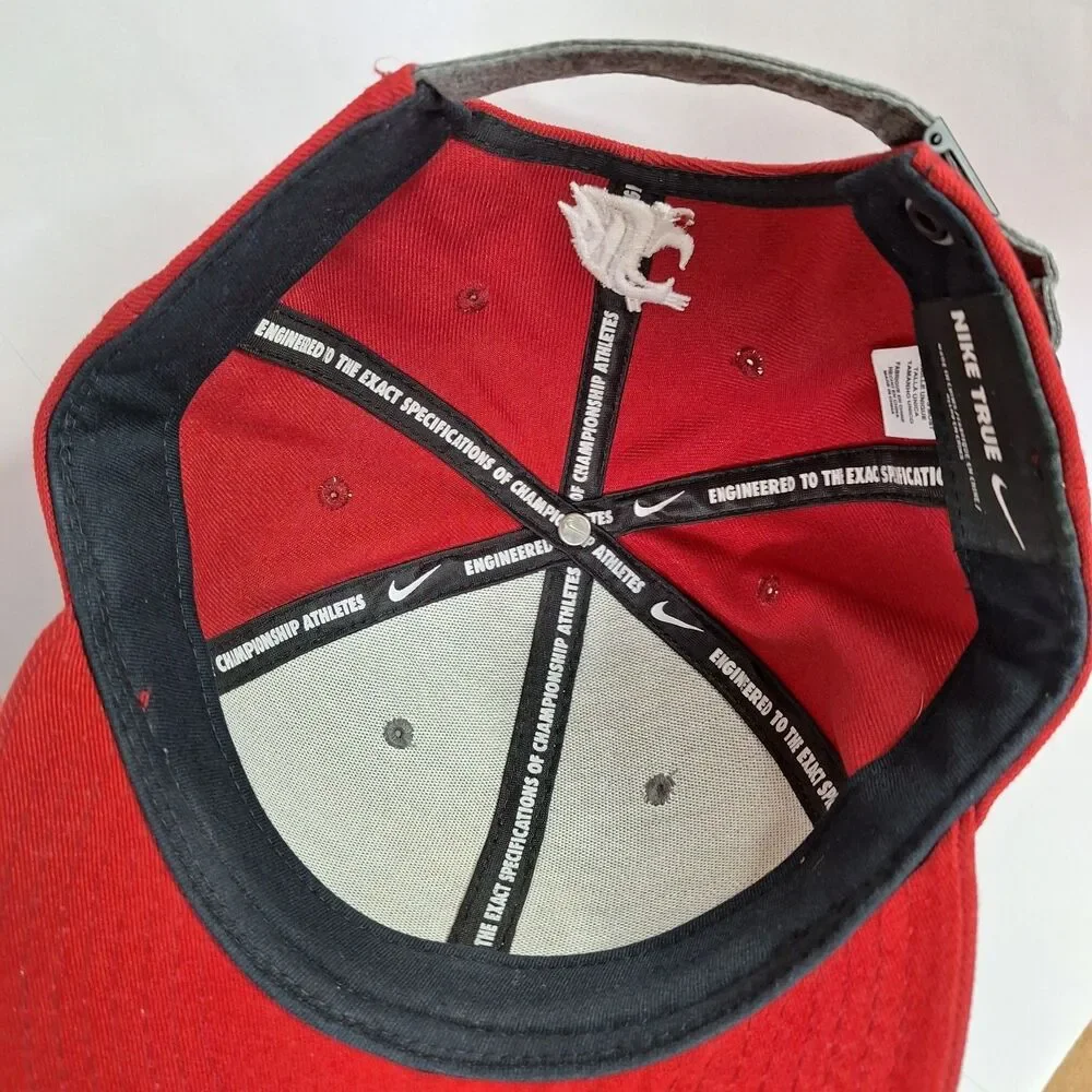 Washington State WSU Cougars Strapback Nike TRUE  Hat Crimson/Gray Cap Football